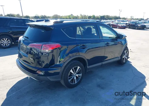 2018 Toyota Rav4 Xle from USA, damaged, VIN JTMWFREV7JD126674